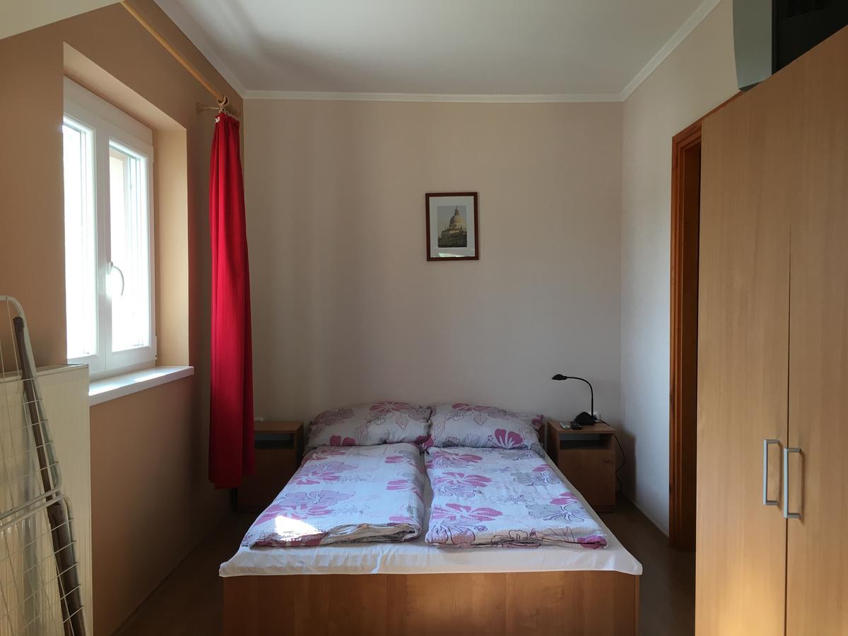 Transilvania Apartman Хайдусобосло Экстерьер фото
