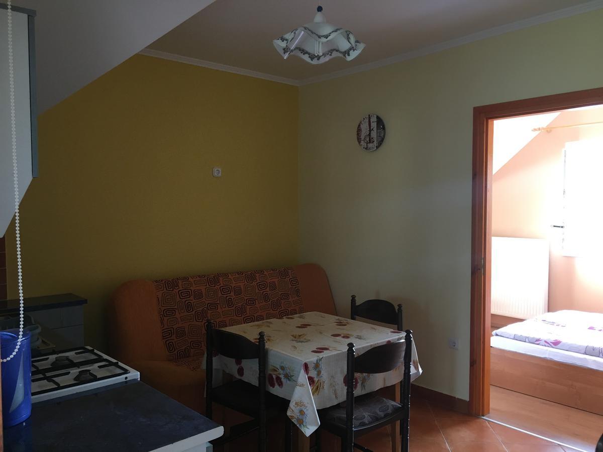 Transilvania Apartman Хайдусобосло Экстерьер фото